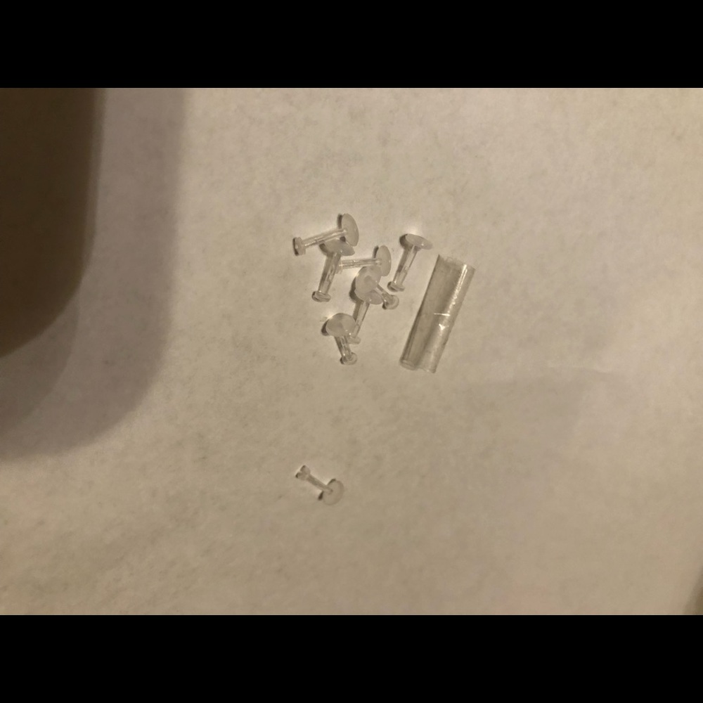 Retainers (clear) plastic